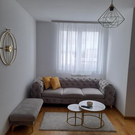 Apartman Lena Banja Luka Eksteriør billede