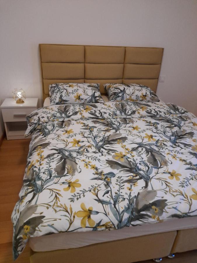 Apartman Lena Banja Luka Eksteriør billede